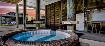 Hot Tub! | Pets | Game Room | Mar & Apr Specials!