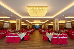 Unclassified image, 4 of 48, button - Phoenix Grand Hotel (Xianyang Yangling) (Xianyang)