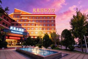 Exterior - Phoenix Grand Hotel (Xianyang Yangling) (Xianyang)