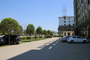 Aparcamiento sin asistencia gratuito