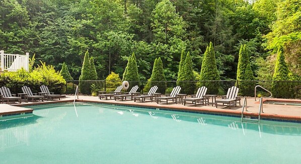Indoor pool, outdoor pool