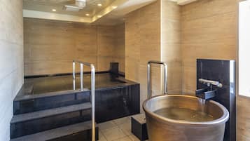 Una bañera de hidromasaje