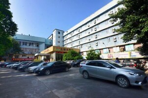 Aparcamiento sin asistencia gratuito