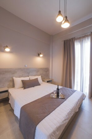Free WiFi, bed sheets - Vivari Acta (Nafplio)