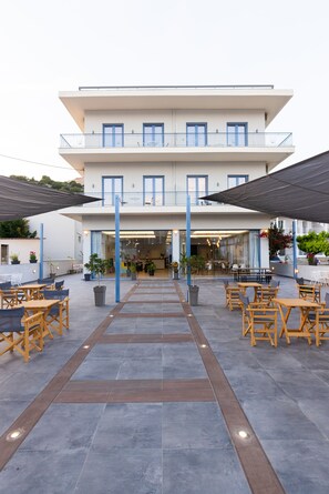 Front of property - Vivari Acta (Nafplio)