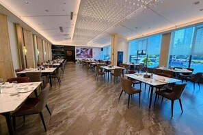 Dining - Boxiyueli Hotel (Wuxi Yuantouzhu Scenic Area) (Wuxi)