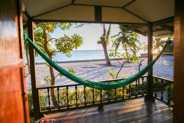 基本開放式客房 | 露台/庭院