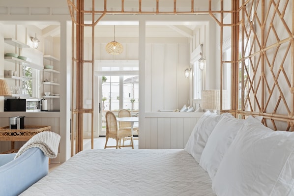 1 habitación, tabla de planchar con plancha, wifi y ropa de cama