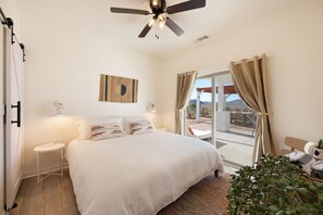 4 chambres, bureau, accès au Wi-Fi (inclus), literie fournie