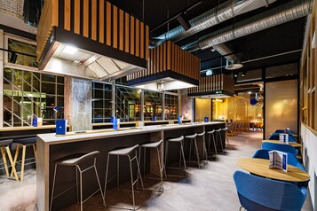 Tägliches inbegriffenes Frühstücksbuffet