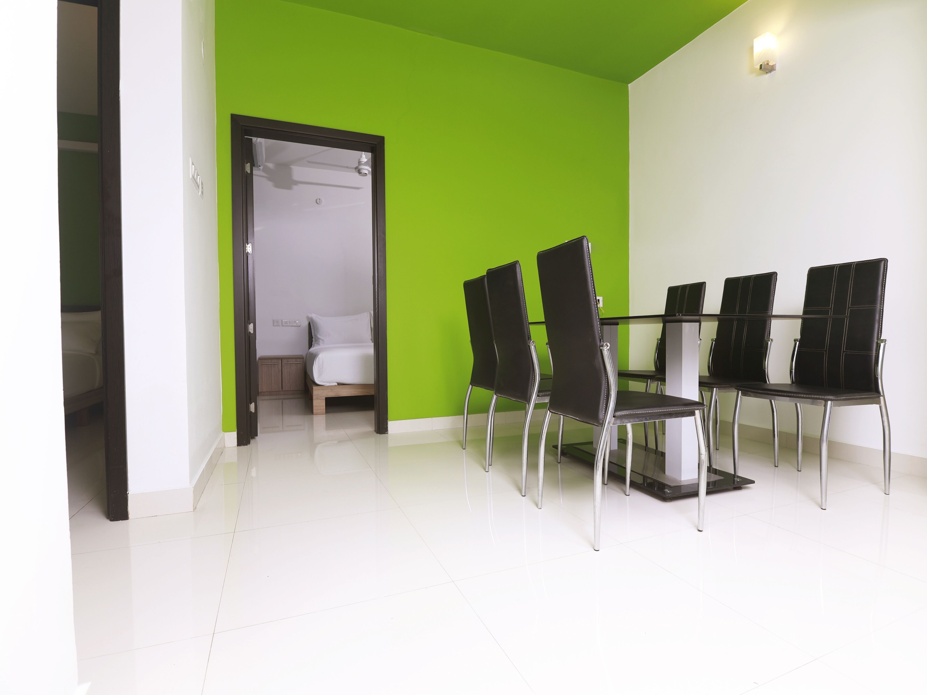 executive double room | living area | 43-inch led tv with cable channels, tv