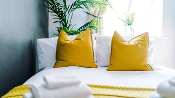 2 bedrooms