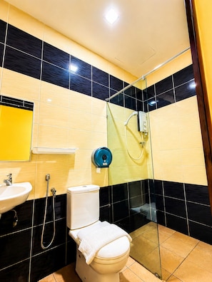 Standard-Doppelzimmer | Badezimmer