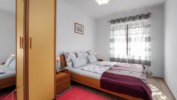 2 bedrooms, in-room safe, WiFi