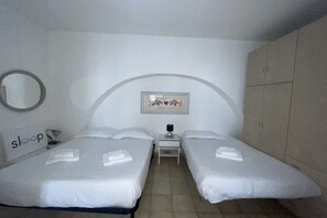 1 chambre, fer et planche à repasser, Wi-Fi, draps fournis