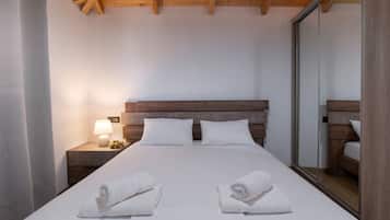 1 bedroom, free WiFi, bed sheets