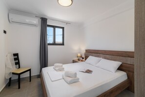 1 bedroom, free WiFi, bed sheets - Villa with Sea View, Shared Garden & Wi-Fi (Lefkada)