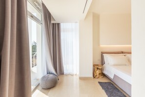 4 slaapkamers, een strijkplank/strijkijzer, gratis wifi, beddengoed