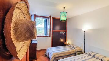 2 habitaciones, wifi gratis y ropa de cama
