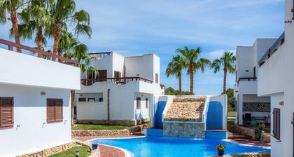 Ferienwohnung La Perla de Cala d'Or 10 mit Gemeinschaftspool, Garten und WLAN