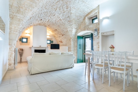 Interior. Holiday Home Casa Maestra with Terrace & Wi-Fi
