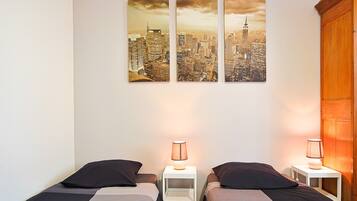 3 camere, ferro/asse da stiro, Wi-Fi gratuito, lenzuola