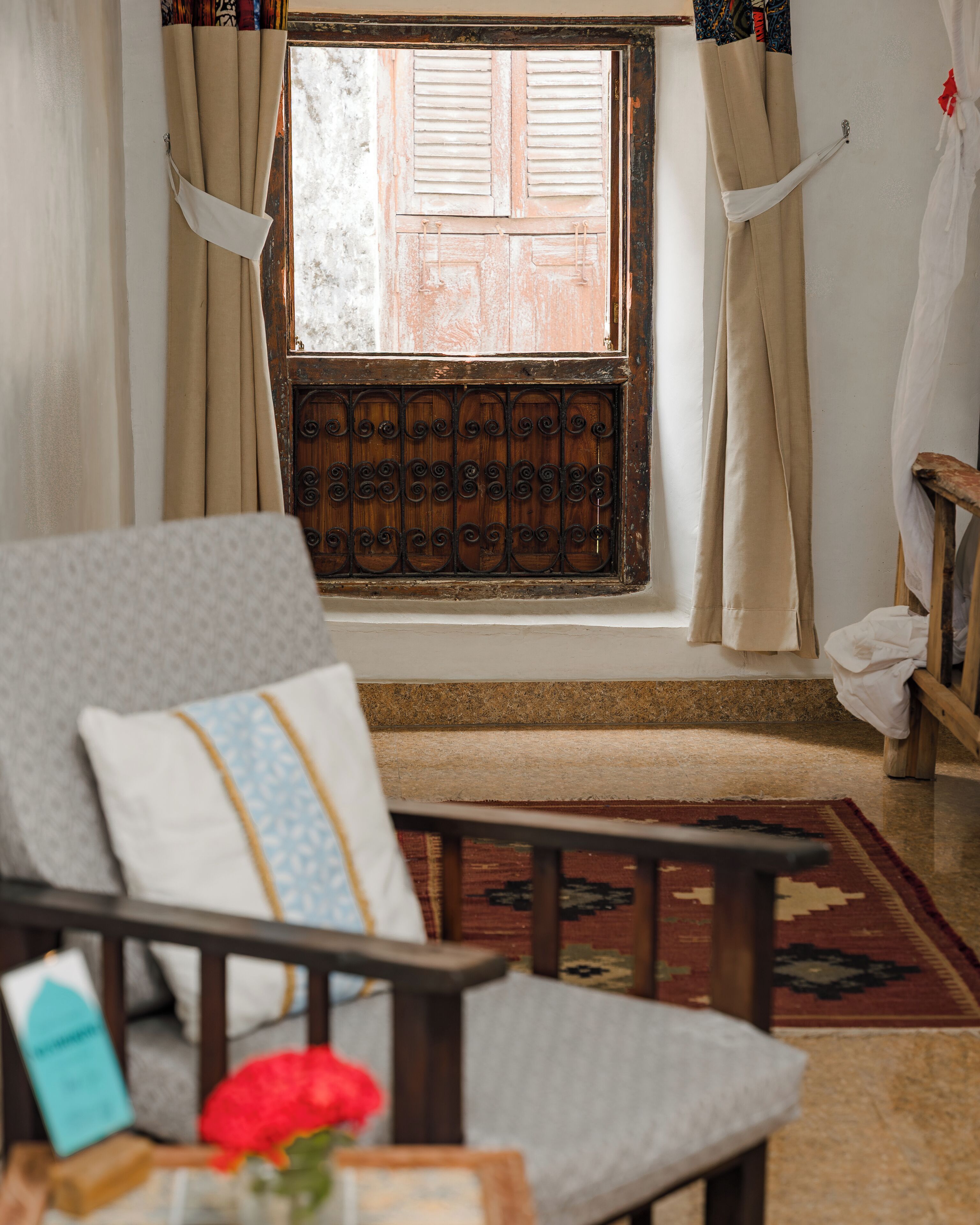 Photo - Emerald Palm Courtyard Hotel