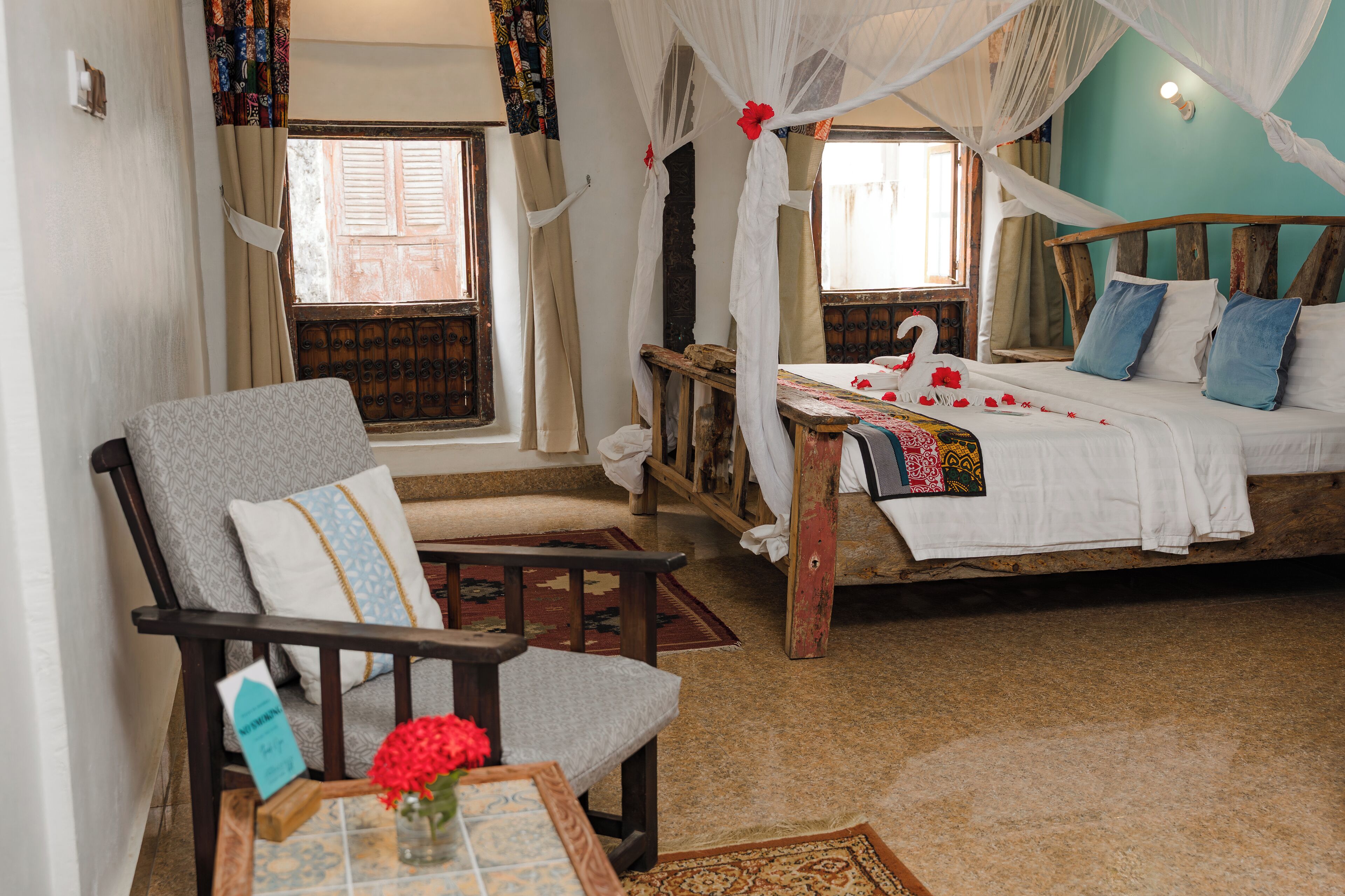 Photo - Emerald Palm Courtyard Hotel