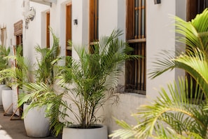 Exterior - Emerald Palm Courtyard Hotel (Zanzibar Town)