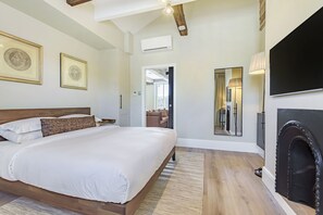 1 chambre, coffres-forts dans les chambres, bureau