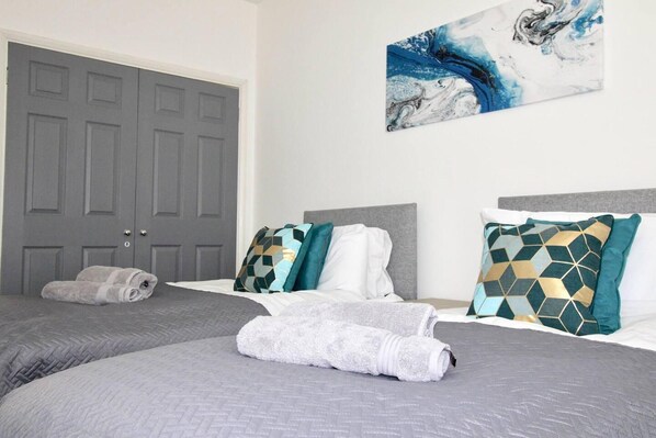 아파트, 침대(여러 개) | 3 개의 침실, 다�리미/다리미판, 무료 WiFi, 침대 시트