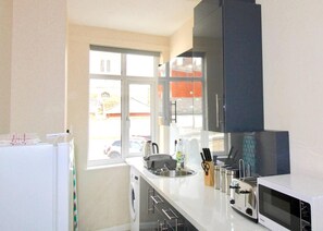 Apartment, Mehrere Betten | Eigene Küche | Kühlschrank, Mikrowelle, Ofen, Herdplatte