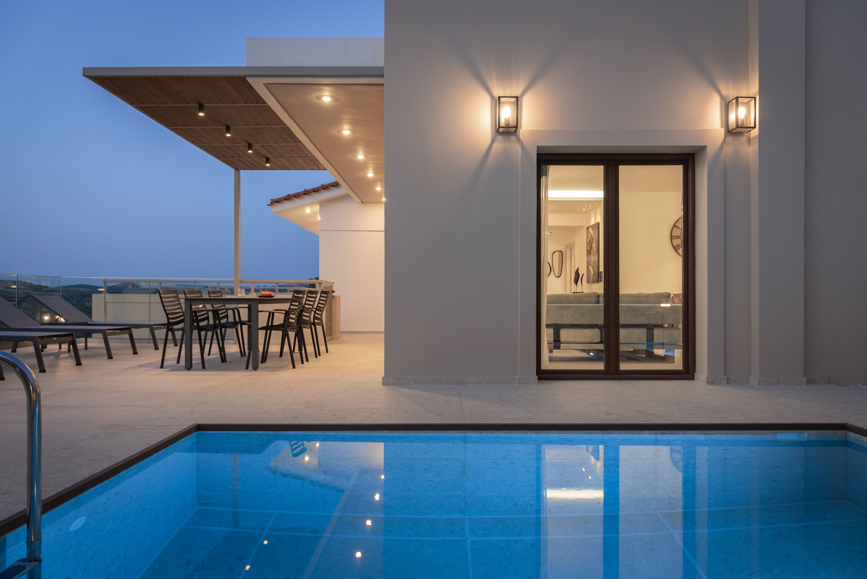 Piscina all'aperto, una piscina riscaldata