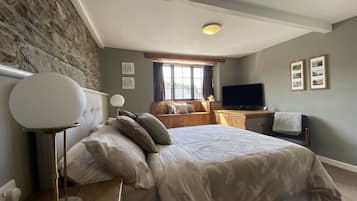 Deluxe Double Room, Ensuite, Garden View