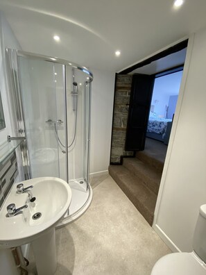 Chambre Double Design, salle de bains attenante
