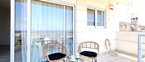 Villa Luxe, 4 chambres, balcon, vue mer | Balcon