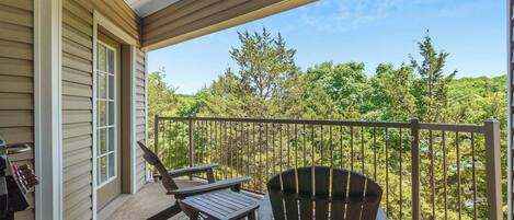 Condo, Multiple Beds, Balcony (Rocky Shore Tranquility) | Property grounds