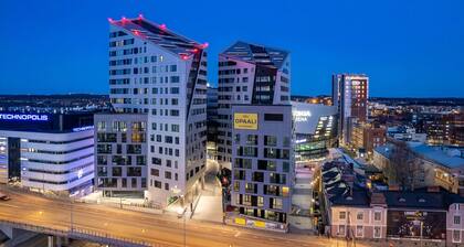 Stunning Views 2BR Apt with Sauna & Best Location