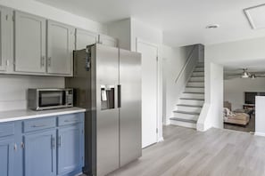Maison, Plusieurs lits, cuisine | Cuisine privée | Réfrigérateur, four à micro-ondes, un four, surface de cuisson
