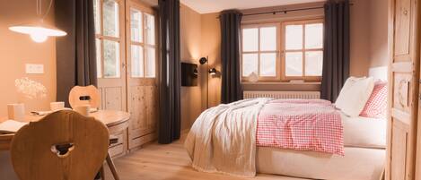 Lit parapluie, Wi-Fi gratuit, draps fournis