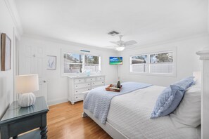 3 Schlafzimmer, Bügeleisen/Bügelbrett, WLAN, Bettwäsche