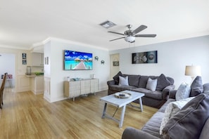 TV - Cozy Inland Home | Backyard & Steps to Shopping (Marco Island)