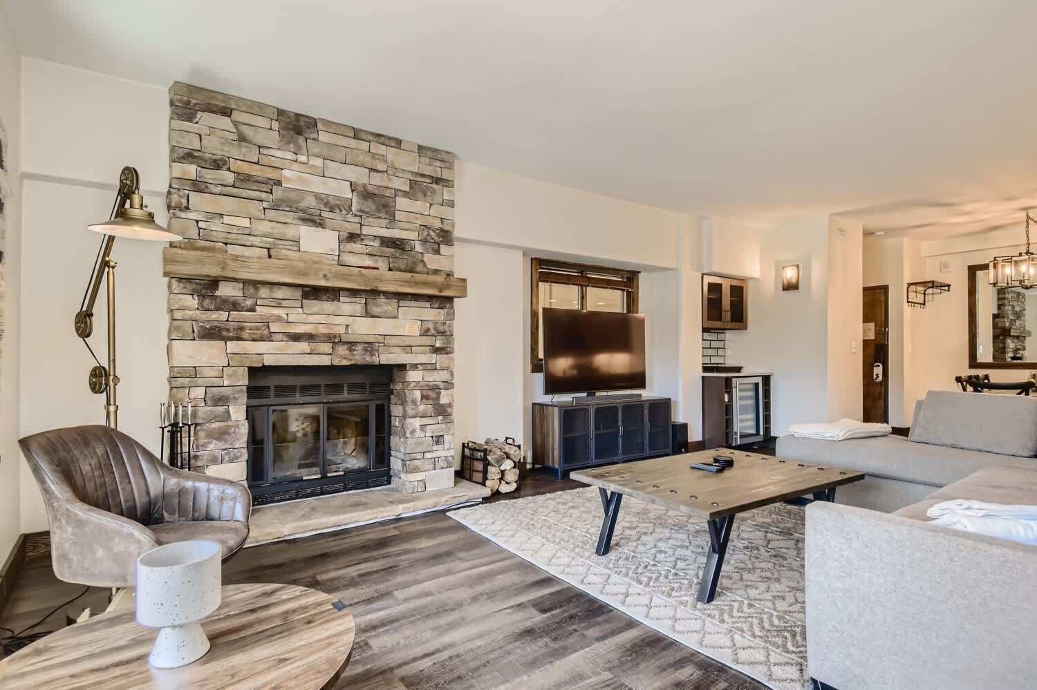 Condo, 1 King Bed with Sofa bed, Balcony, Mountain View (Peak 9 Overlook) | Living area | 50-inch flat-screen TV with digital channels, fireplace