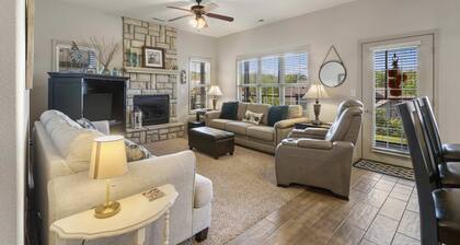 Bounty of Birdie Lane - Golf Courses, Playgrounds & Pool