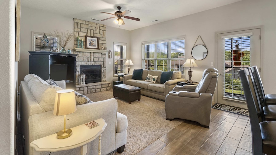 Bounty of Birdie Lane - Golf Courses, Playgrounds & Pool