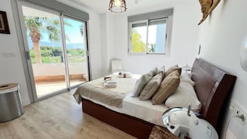 2 dormitorios, tabla de planchar con plancha, wifi y ropa de cama