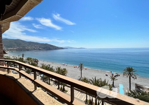 PUSHE Playa Velilla Beach & Tradition