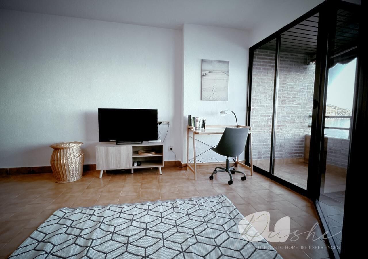 2 slaapkamers, een strijkplank/strijkijzer, wifi, beddengoed