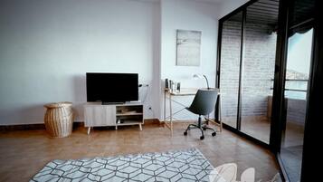 2 slaapkamers, een strijkplank/strijkijzer, wifi, beddengoed