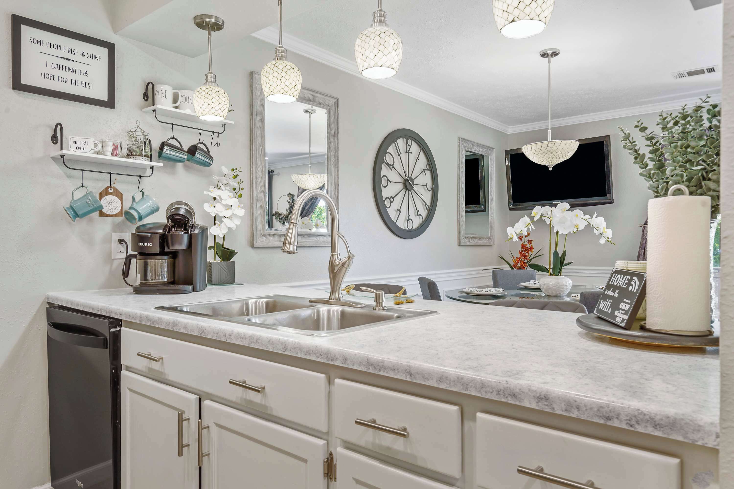 公寓客房, 1 張特大雙人床和 1 張沙發床, 庭院, 高球場景觀 (Clubhouse Bungalow) | 住宿內部